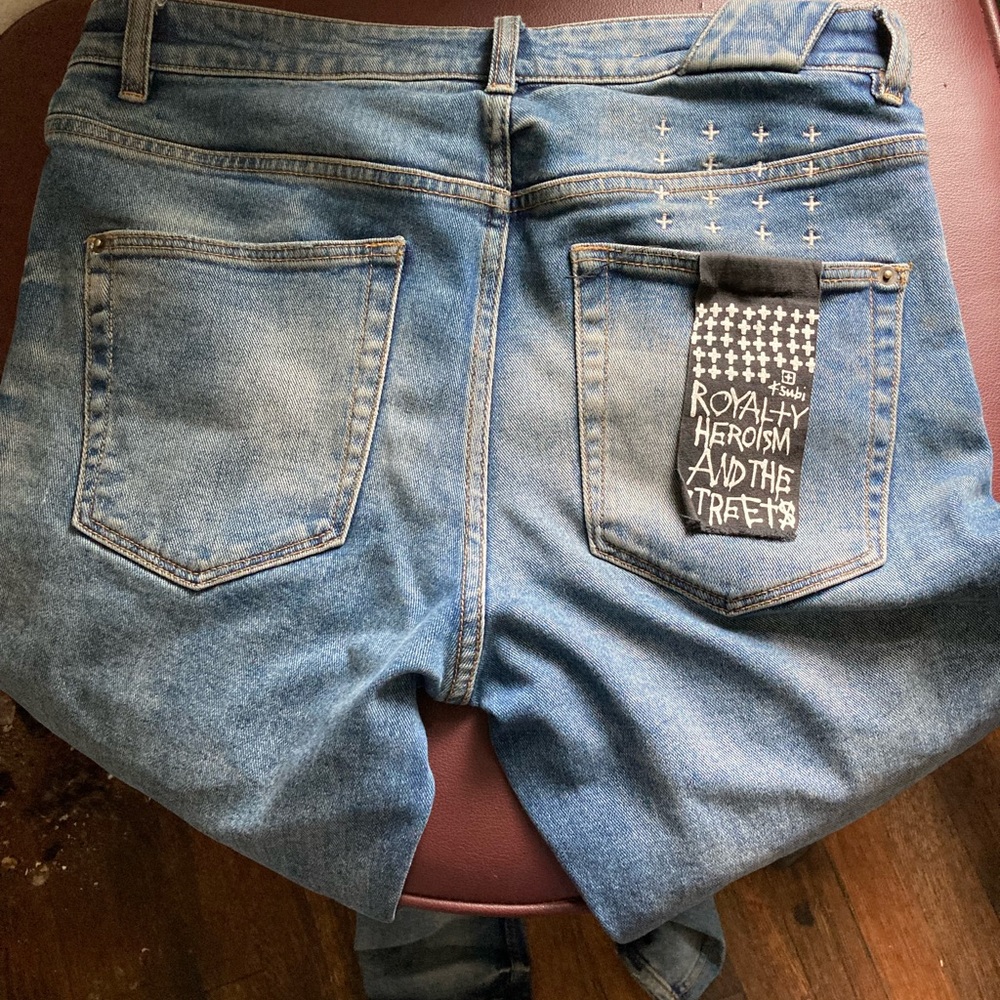 Wore a few times.